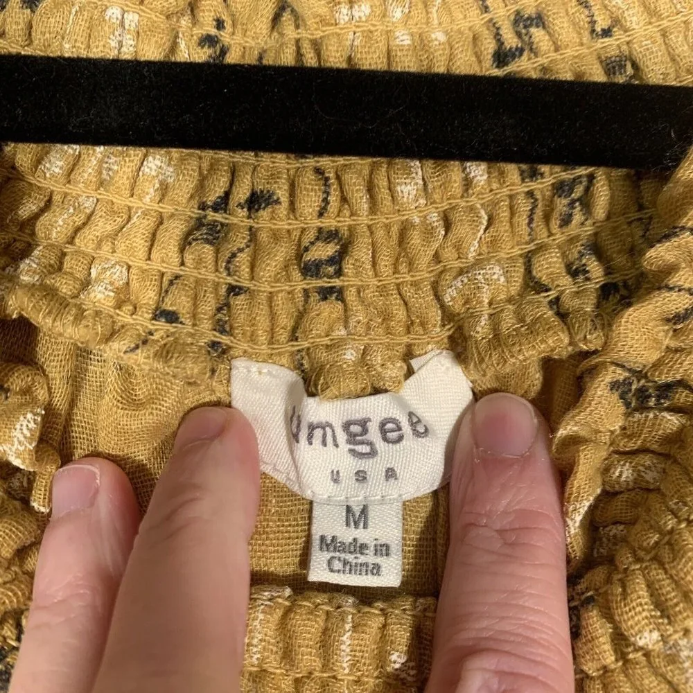 Umgee Blouse Gold Yellow Embroidered Flower‎ Vines Bell Sleeves Medium M - Picture 7 of 10